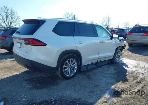 2024 Toyota Grand Highlander Platinum from USA, damaged, VIN 5TDAAAB57RS062022